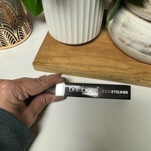 Bellapierre Black Liquid Eyeliner